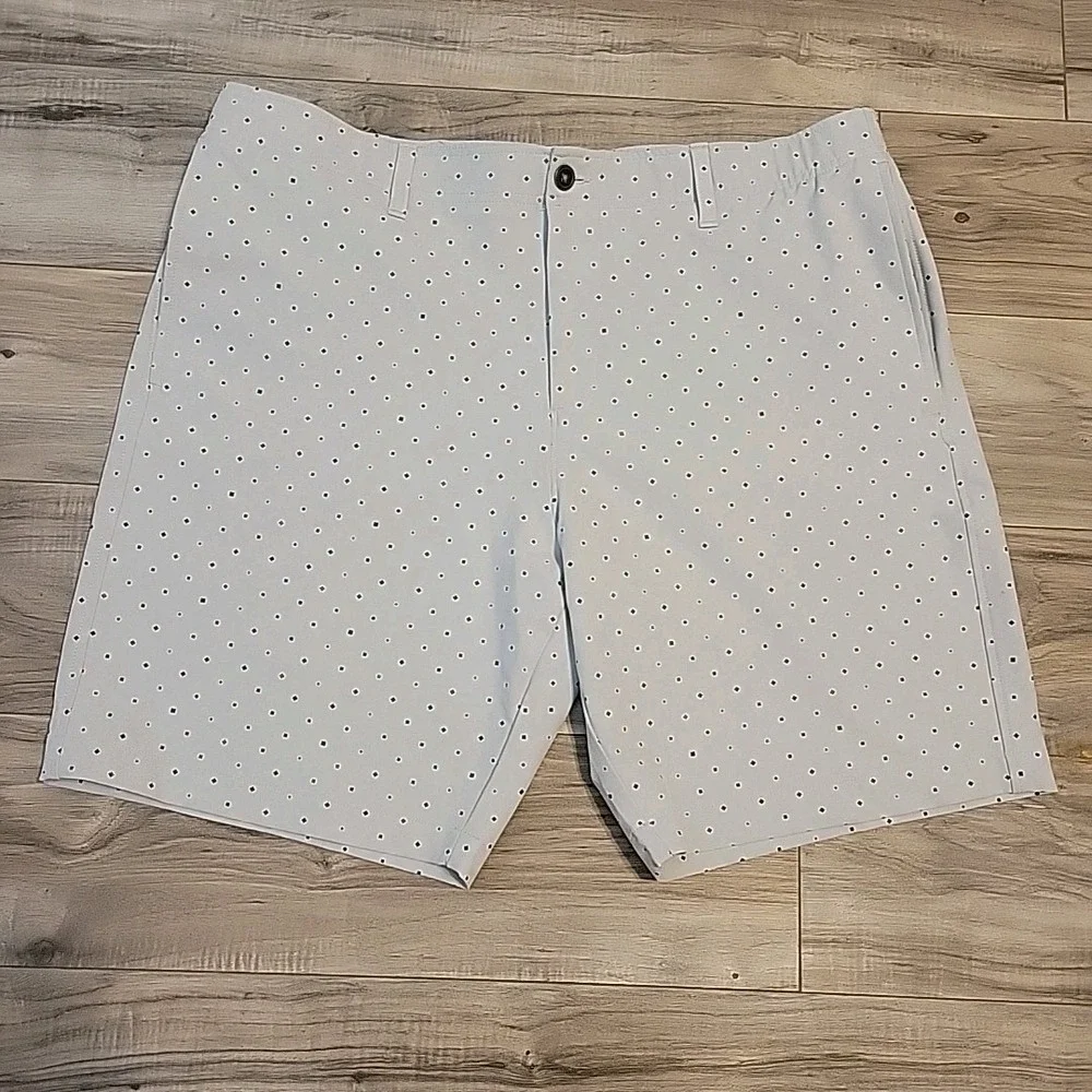 Under Armour UA Match Play Shorts Mens 40 Golf Gray‎ Polka-dot Allover Print